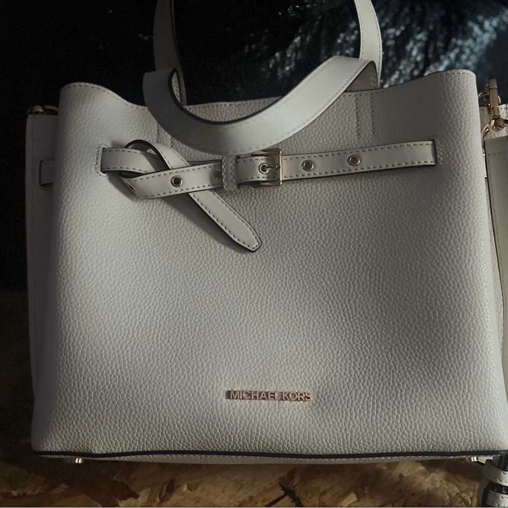 Michael kors cross body purse